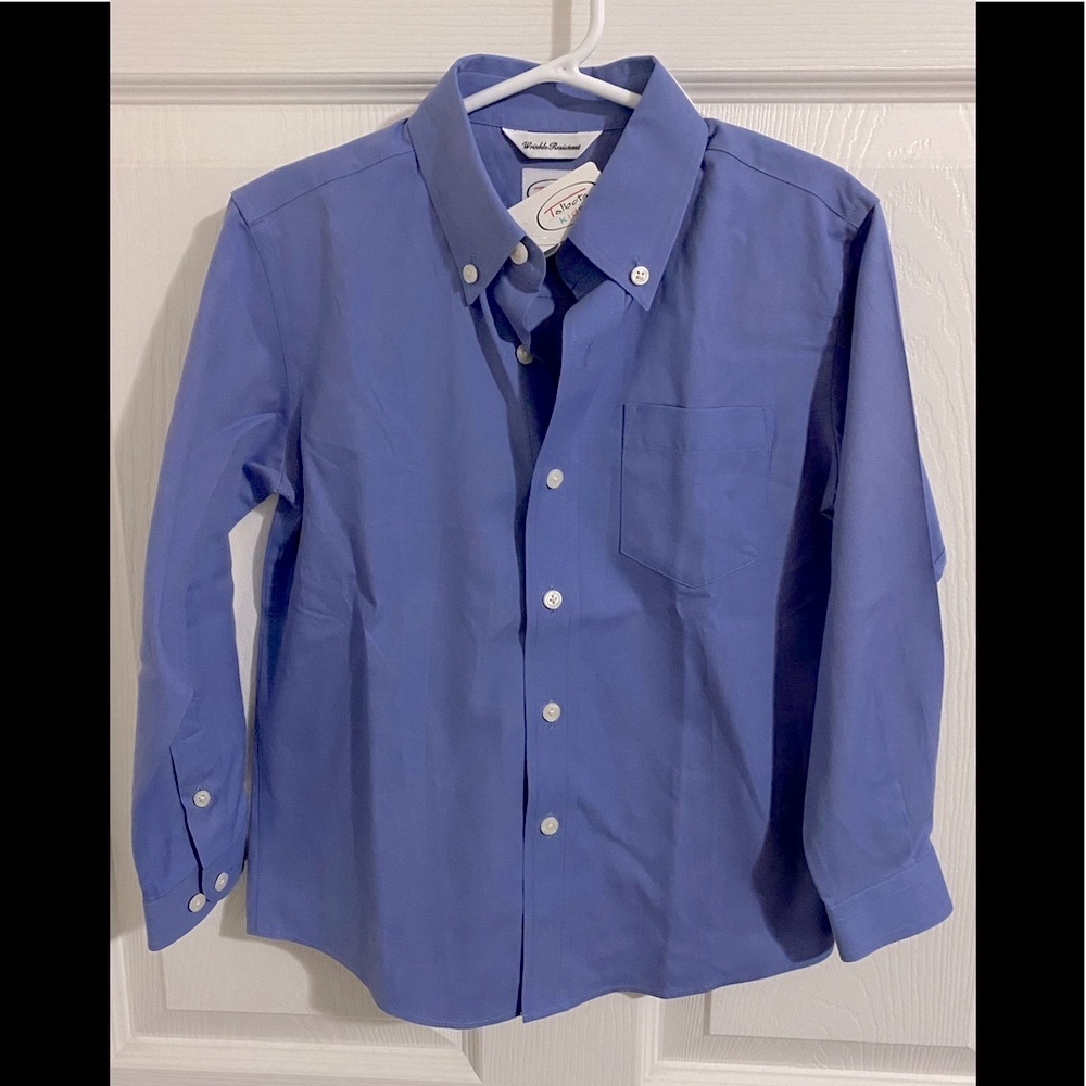NWT- TALBOTS KIDS- Boy’s Button Down Shirt- Size 6